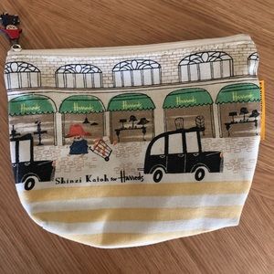Limited Edition Harrods Paddington Bear Pouch